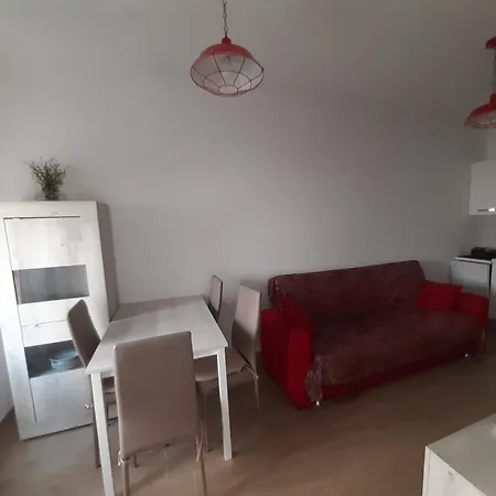 דירה Maison Stella Marina ג'וליאנובה